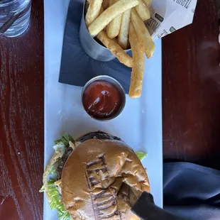 BISON BLISS BURGER with Fries