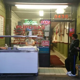 The taco cart comes out at 5pm but if you don't see it you can buy the same tacos inside.