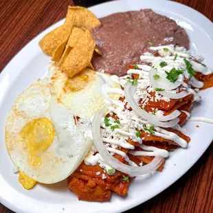 Chilaquiles rojos