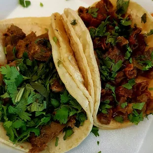 Taco de lengua and tripitas