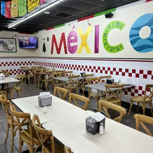 sushi and sashimi, interior