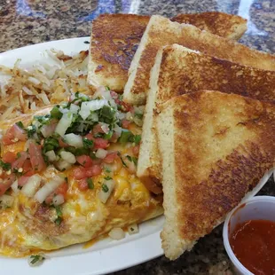 Breakfast Omelet plate $5.99 this thing is HUUUUUGE!!