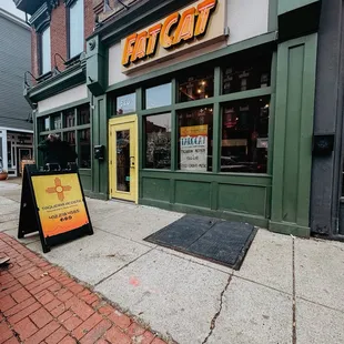 Outside picture of the pop up