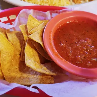 Free chips and salsa.