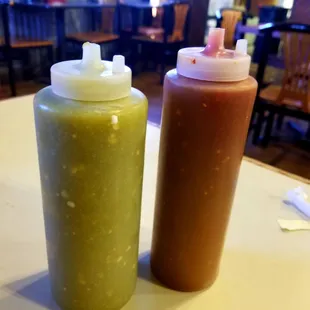 Las salsas calientes son muy rico!