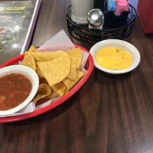 food, nachos