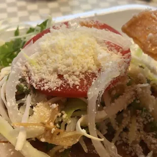 Tostada de carnitas