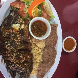 Frito-whole fish of Mojarra