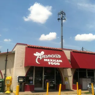 the outside of a restaurant