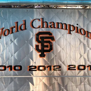 the san francisco giants world champions logo