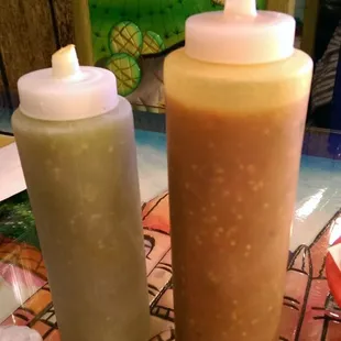 Green is mild and red has some heat.