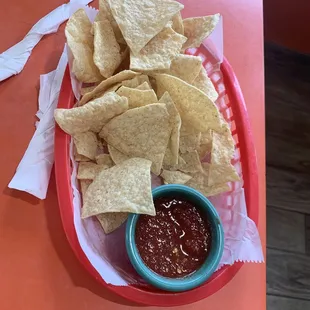 tortilla chips and salsa