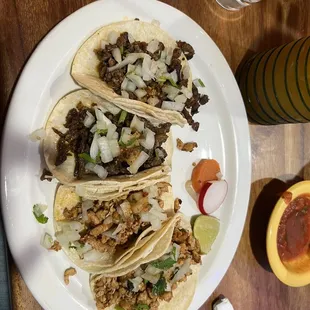 4 Tacos