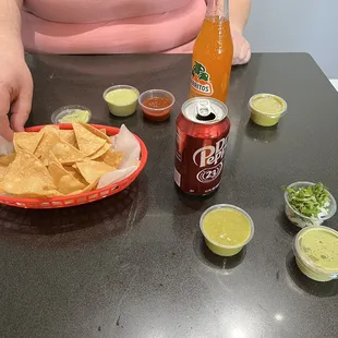 Chips n salsa.