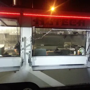 Waiting for my tacos.