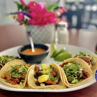  plate of tacos