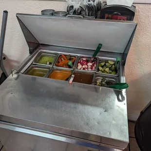 Sauces and condiments