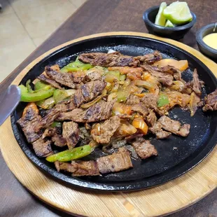 If you&apos;re paying good money for fajitas, they should at least be seasoned.