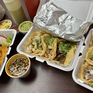 Brriria, Pollo, Asada, Lengua