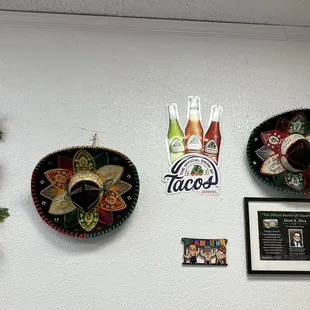 ramen and noodles, interior