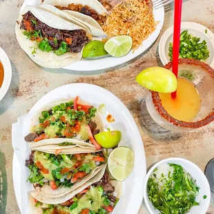 Taco plate and single tacos. IG : sipsandfare