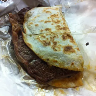 Quesadilla Suiza