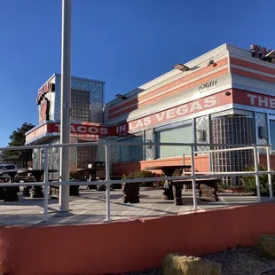 Kinda looks like a diner