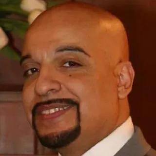 Julio R.