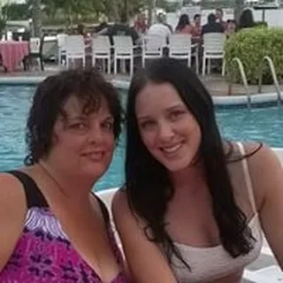 Gina D.