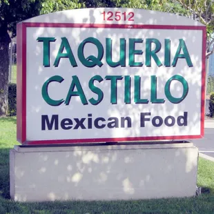 sign for mexican food