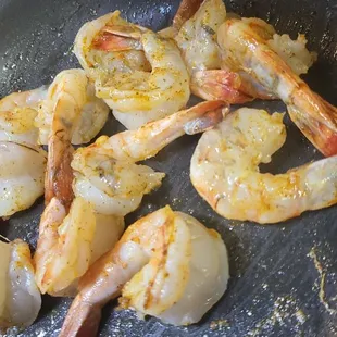 A faster ordering experience! Try using our aphttps://cazadores.menu2order.com/homep: