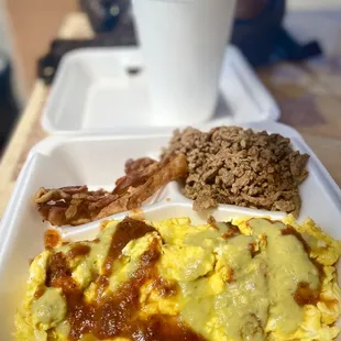 Carne asada, eggs &amp; bacon (à la carte)