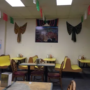 Cute place in town to have dinner!