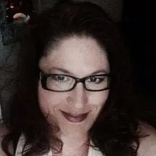 Vicki L.