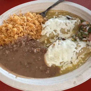 Pollo verde enchiladas