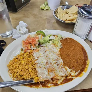 Cheese enchilada plate
