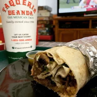 I wanna be the one to walk in the sun  Lengua burrito from #taqueriadeanda