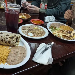 Quesadilla (with Meat)