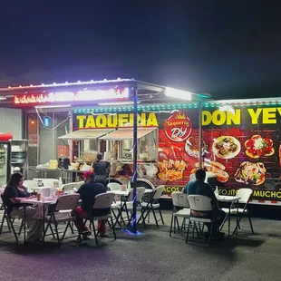 Taqueria Don Yeyo Food Truck, Alamo