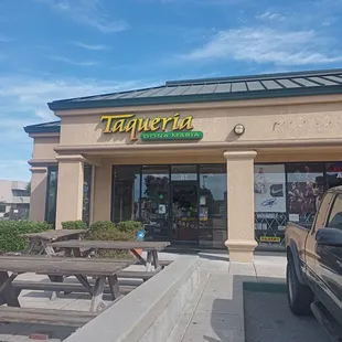 Exterior of restaurant, located in a U-shaped strip mall on San Pablo Dam Rd in El Sobrante.