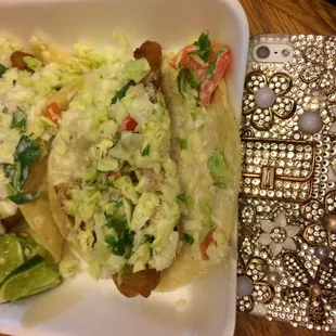 Fish tacos relative to an iphone 5