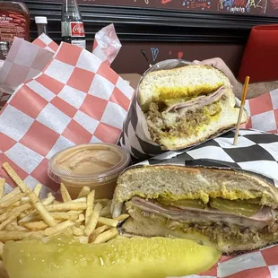 Cuban sandwich with chips and pickle