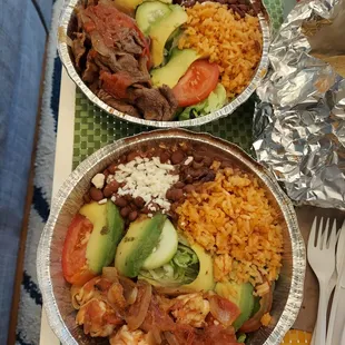 Bistec a la Mexicana (Top) and Camarones a la Mexicana (Bottom)