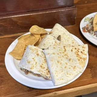 Suiza Quesadilla