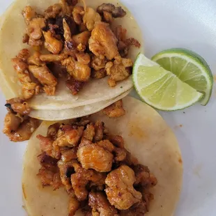 NUEVO....POLLO
*Tacos, Quesadillas, Tortas y Burritos

NEW...CHICKEN
*Tacos, Quesadillas, Tortas &amp; Burritos