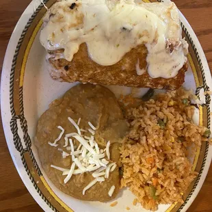 a plate of mexican food