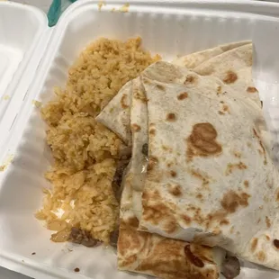 Carne asada quesadilla with rice plate