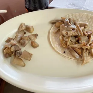 Pork snout &amp; pork stomach taco