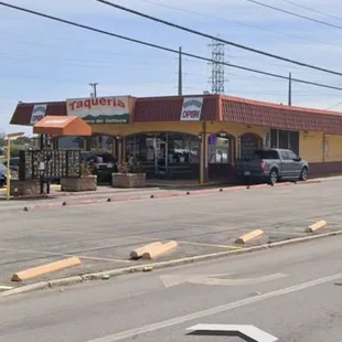 Googled location at 1401 Springvale