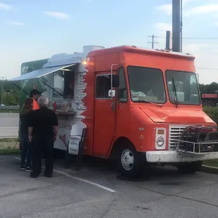 Pic of food truck.